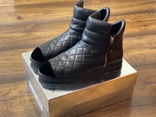 Stivaletti CHANEL trapuntati