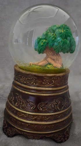 Taylor swift willow snow globe - taylor,