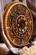 Decorazione orientale in legno