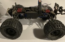 TRAXXAS REVO 3.3 Telaio a rulli 1/10 4x4 Nitro Monster Truck