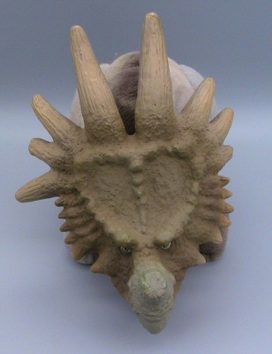 Disney star bean triceratops - star,