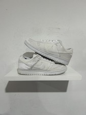 NIKE DARK LOW DOV STREET