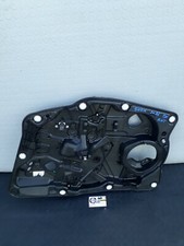 Pannello alzavetro anteriore