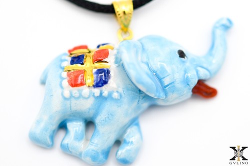 Collana con ciondolo - , in