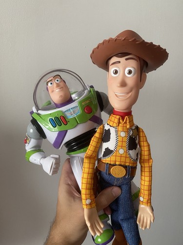 Buzz lightyear woody talking - buzz,