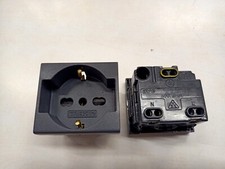 Ave Noir serie 45 Presa