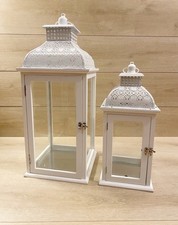 Set 2 Lanterne Marrakech In Legno Con Cappelliera Metallo 18x18x42cm/24x24x60cm