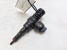 038130073BA INIETTORE DIESEL BOSCH AUDI A4 AVANT (8E5 - B6) 1.9 TDI 8V MAN 6M 13