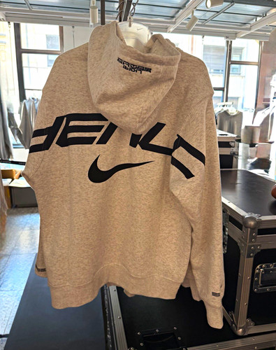 Felpa con cappuccio - , pullover