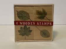 Timbri in legno nuovi con
