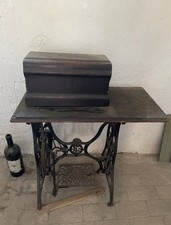 Macchina Singer da cucire