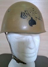 elmetto  m33 - Carabinieri bellico con fiamma anni 50