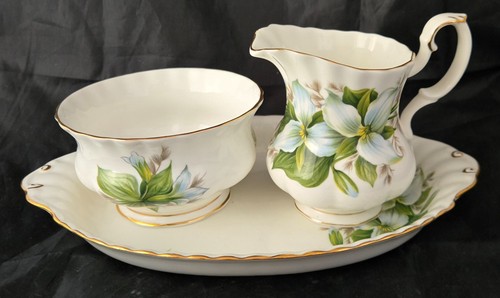 Royal albert trillium creamer - royal,