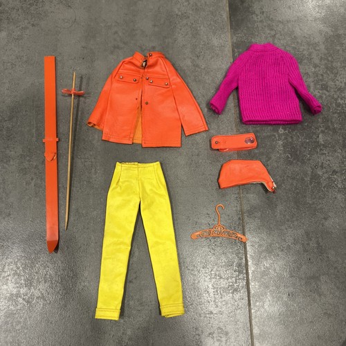 Barbie outfit mattel mod - barbie,