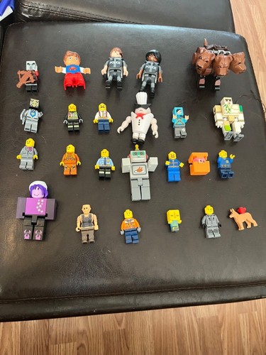 Lego roblox lot of 24 - of,