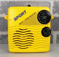 RADIO SPORT - RADIO GIALLA ANNI 80 - 12X10,5X4,5 CM - FUNZIONANTE