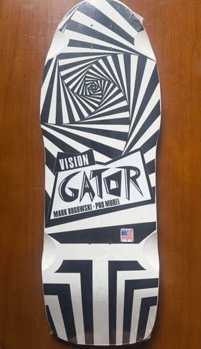 Retro gator sovrapposizione - gator,