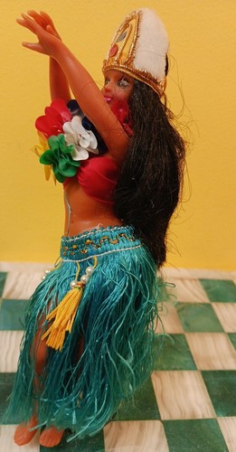 Hula girl statuina vintage - hula, 9"