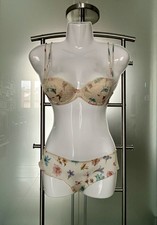 VERY INTIMATE Balcony Bra