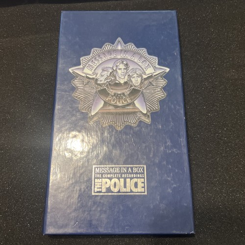 The police message a box - in,