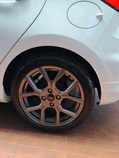 cerchi fiesta st.line 205/17/45 originali di 1 anno e montano gomme con 10.000 k