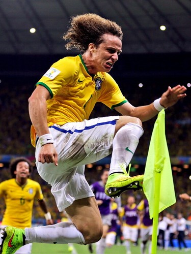 V4382 david luiz crazy goal - v4382,