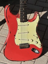 Fender Stratocaster 1960 rarissima e originale Fiesta Red con manico in palissandro a lastra.