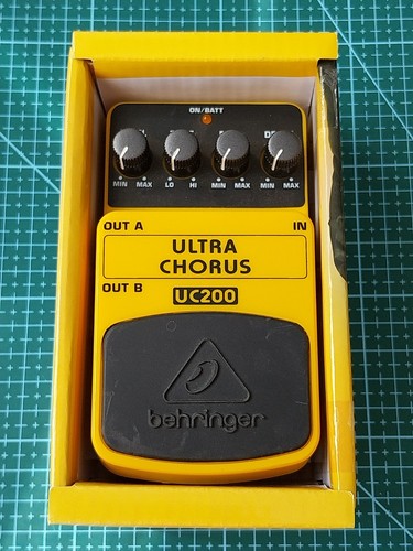 Behringer uc200 pedale ultra - behringer,