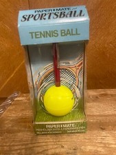 PAPER MATE PENNA VINTAGE SPORTSBALL TENNIS ANNI 80 PENDOLO PORTA PENNA