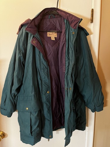 Cappotto lungo con cappuccio