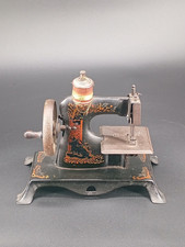 PICCOLA MACCHINA DA CUCIRE