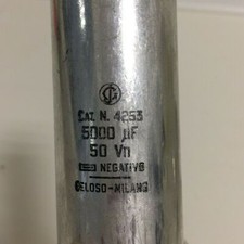 10x CONDENSATORI ELETTROLITICI GELOSO-MILANO 5000 uF 50Vn 4253 8,5 x3,5 mm