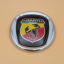 735578621 Emblema per Abarth
