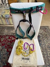 Imbragatura Salewa + 2 Moschettoni VAUDE