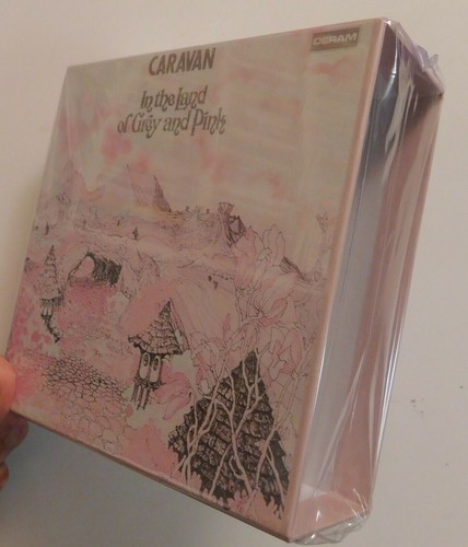 Caravan the land - land, of
