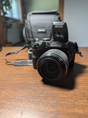 Fujifilm finepix s8200 - s8200, mp
