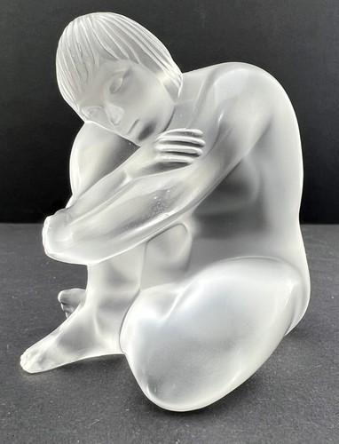 Lalique france scultura in - france,,