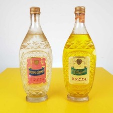 Eleganti bottiglie vintage di