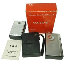 Radio d'epoca Philco 6 transistor modello NT-602BK e Orion TR8 NON FUNZIONANTE COSÌ COM'È