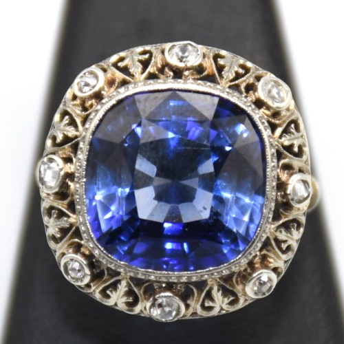 Anello antico zaffiro