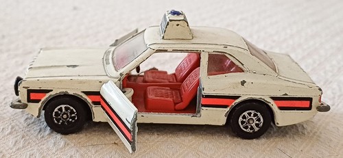 Corgi toys ford - corgi, gxl