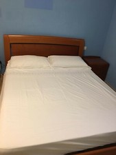 Set di arredo camera da letto stile classic, all in legno di ciliegio