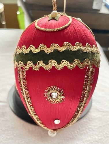 Spilla natalizia raso rosso