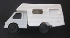 K91 n20 : Camping-car Kinder sorpresina Italy Ferrero