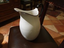 Caraffa in metallo smaltato