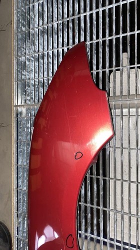 Parafango anteriore destro