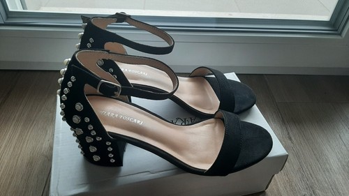 Sandali nero borchie - e, perle