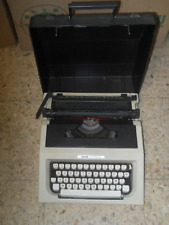 macchina da scrivere olivetti