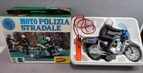Reel moto polizia - reel,