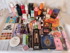 Lotto 71 articoli Makeup